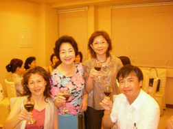 Shirley;ҤH_John,Frame;Victor