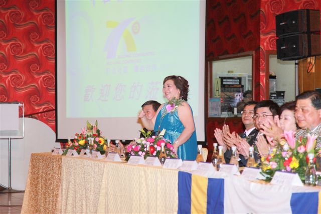 1112U_202.jpg
