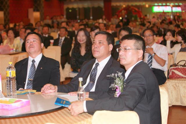 1112U_334.jpg