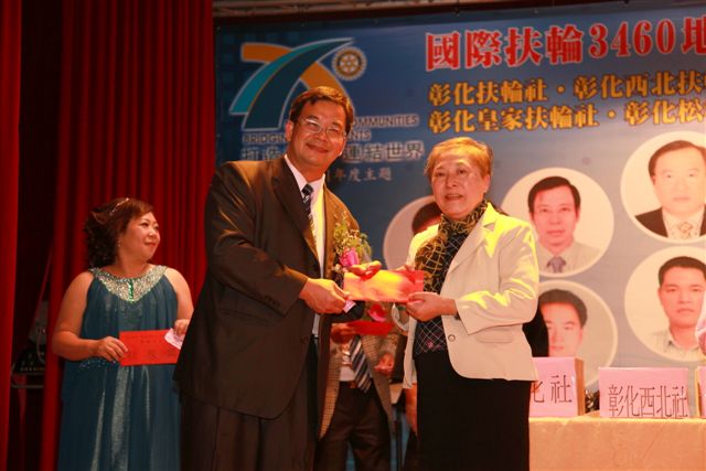 1112U_744.jpg