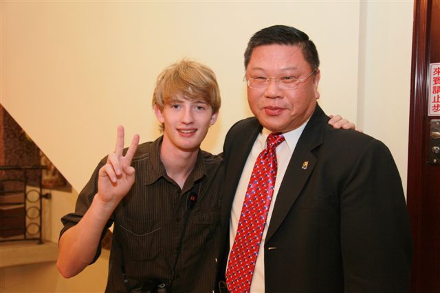 5LuE358.jpg