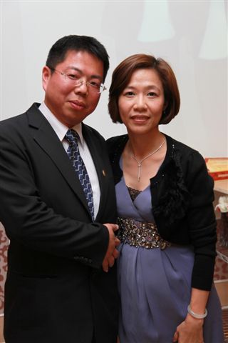 5LuE480.jpg