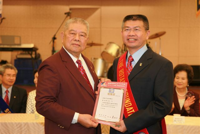 YnCn_250.jpg
