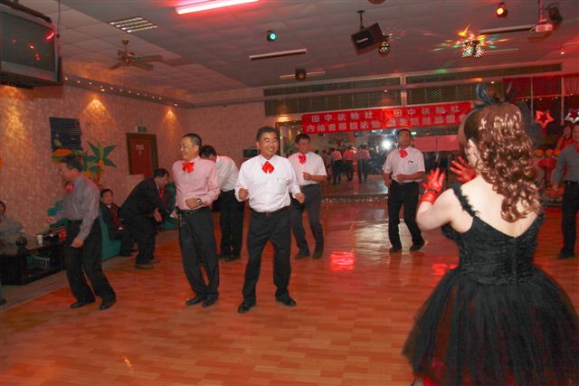 1222T_348.jpg