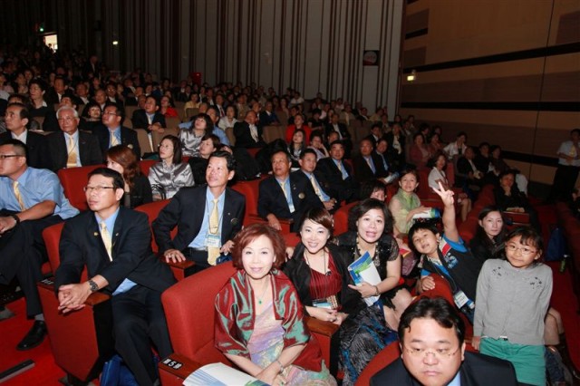 201003EVGR_87.jpg