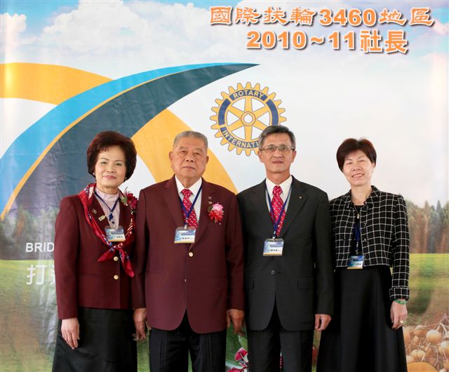 201011PS57.JPG