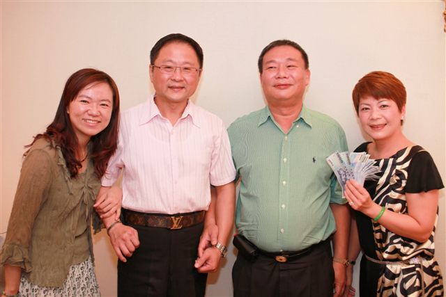A0910PS_75.jpg