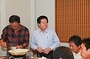 Thumbnail of 0607PS_35.jpg