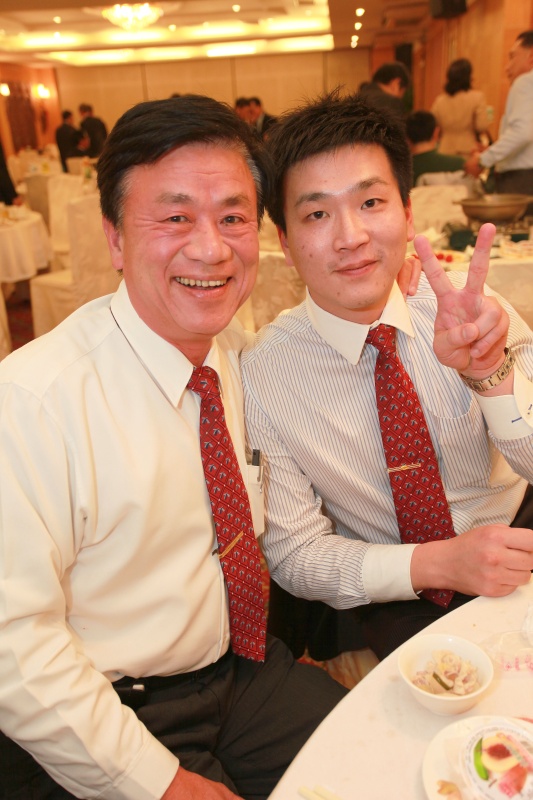 30Yrs547.jpg