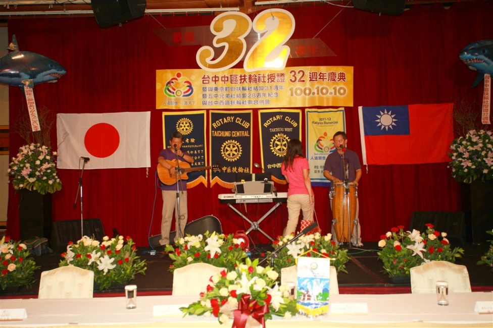 32y05.jpg
