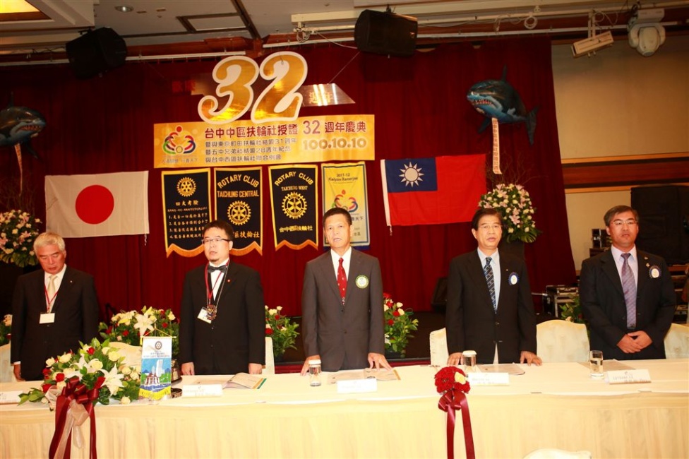 32y95.jpg