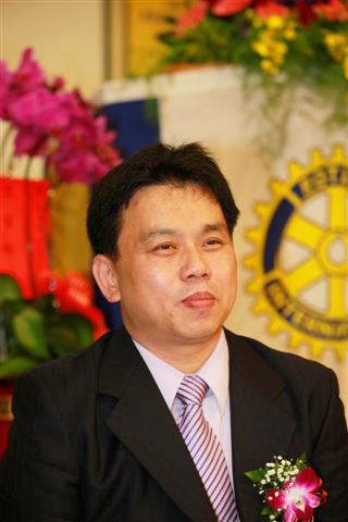 LuE203.jpg