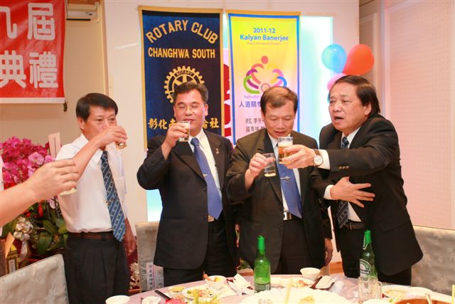 S228.jpg