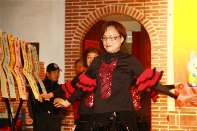 Lantern140.jpg