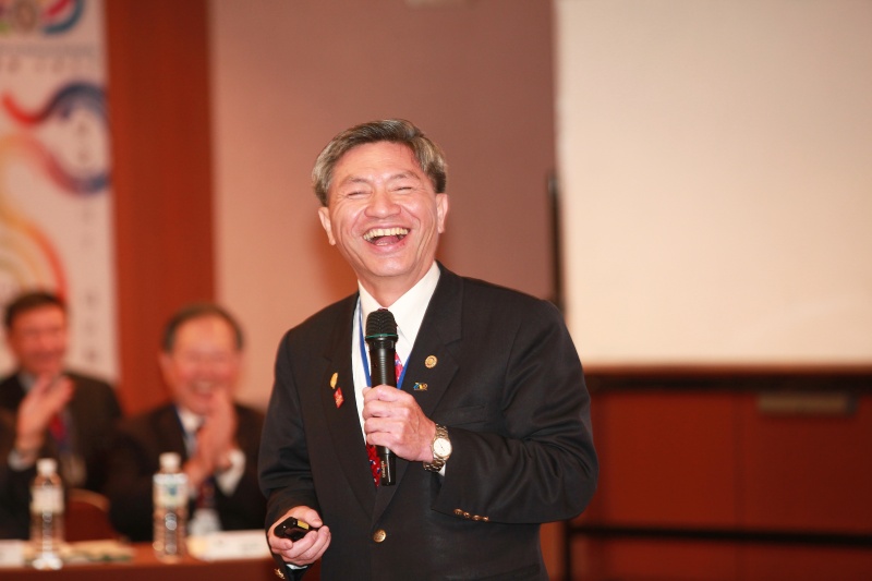Faci107.jpg
