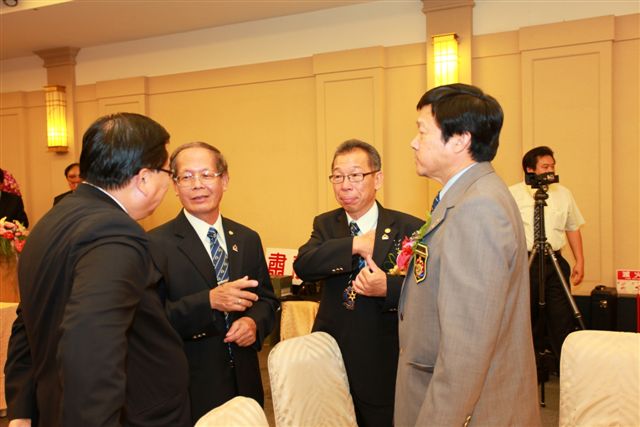 YC02.jpg