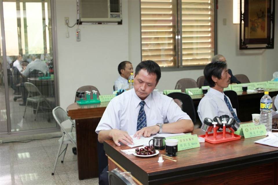 SiHu83.jpg