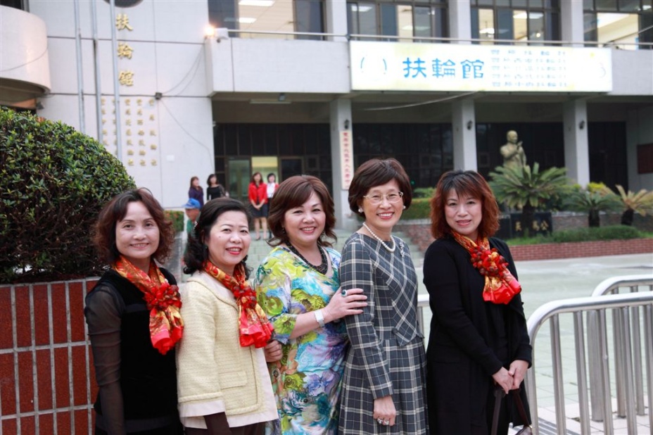 F02.jpg