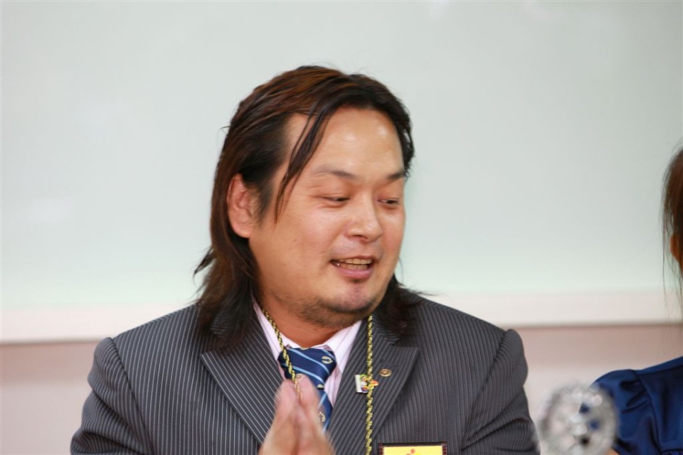 R110.jpg