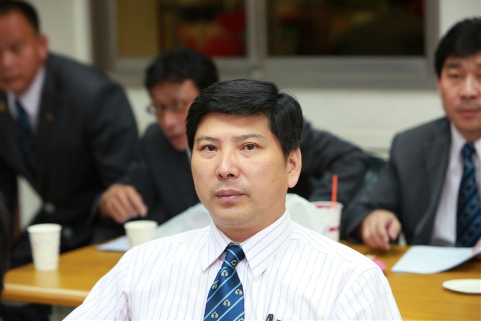 R147.jpg