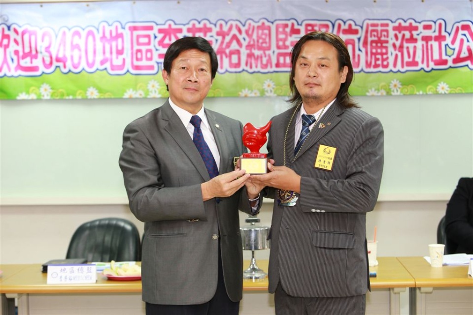 R151.jpg
