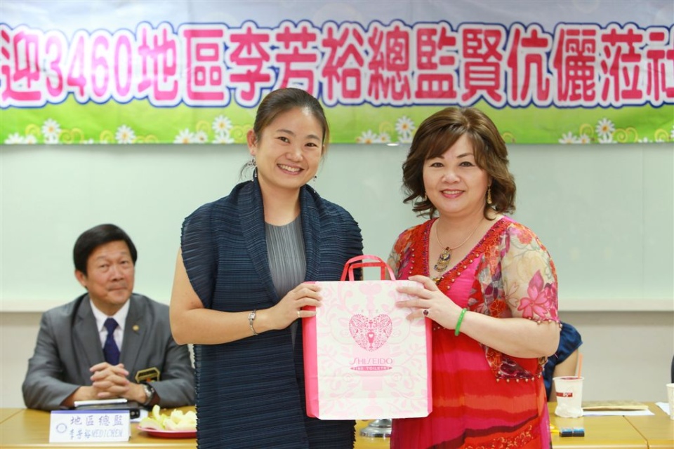 R157.jpg