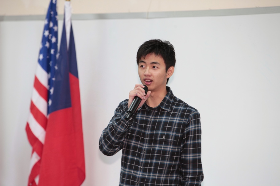 RYLA129.jpg