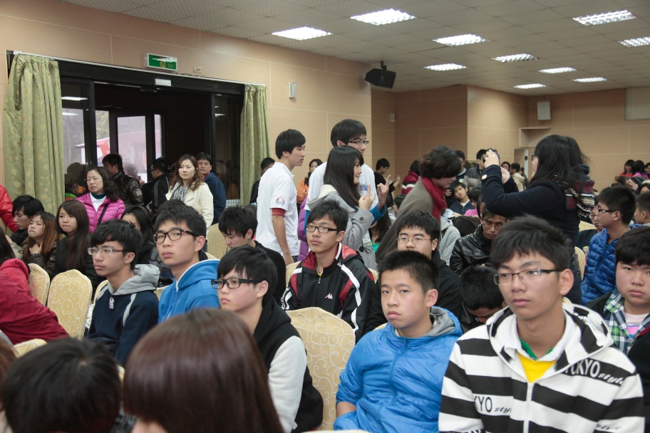 RYLA312.jpg
