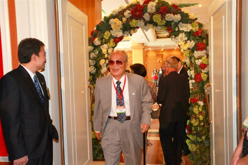 RIPE62.jpg