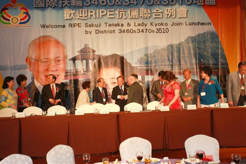 RIPE323.jpg