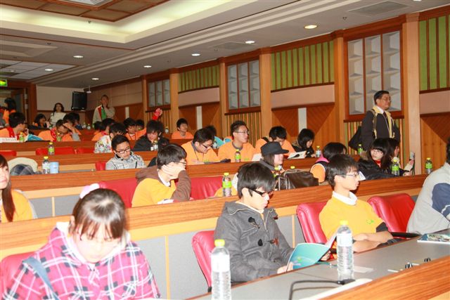 RYLA32.jpg