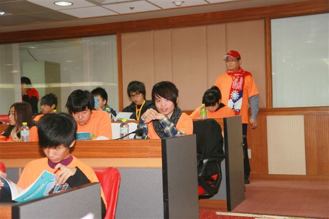 RYLA37.jpg