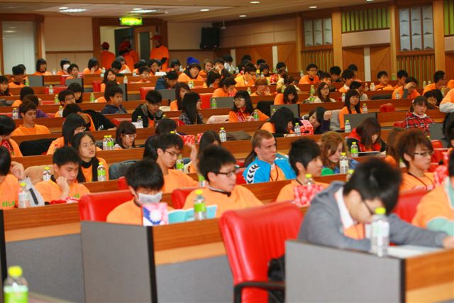 RYLA104.jpg
