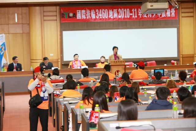 RYLA118.jpg