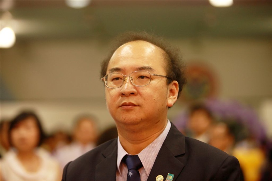 E050.jpg
