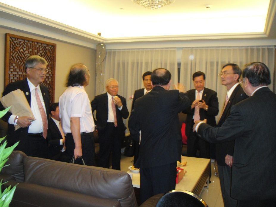 GE3054.jpg