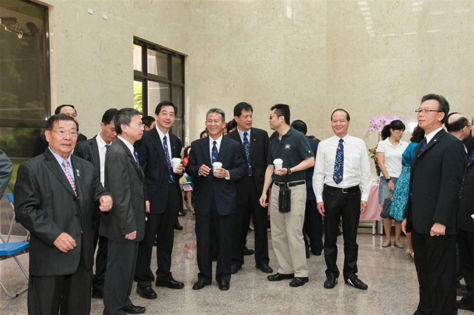 DG60.jpg