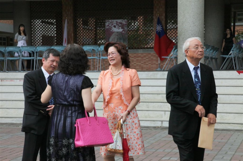 p_122.jpg