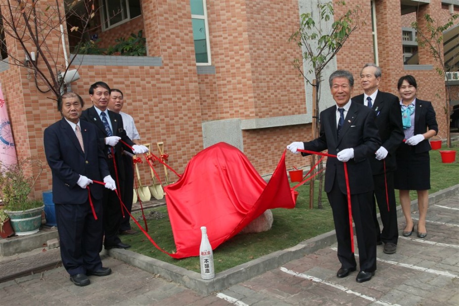 p_67.jpg