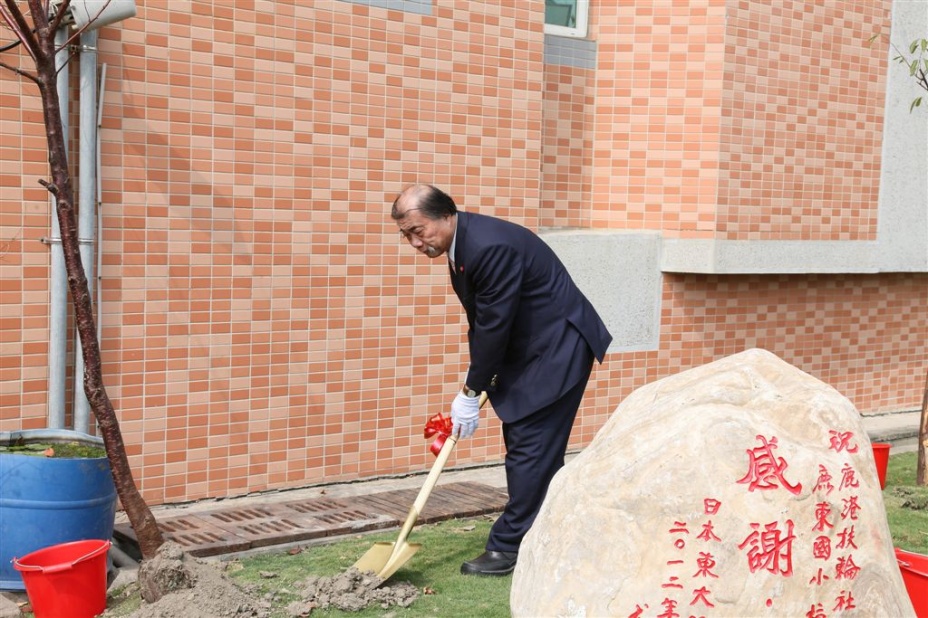 p_76.jpg
