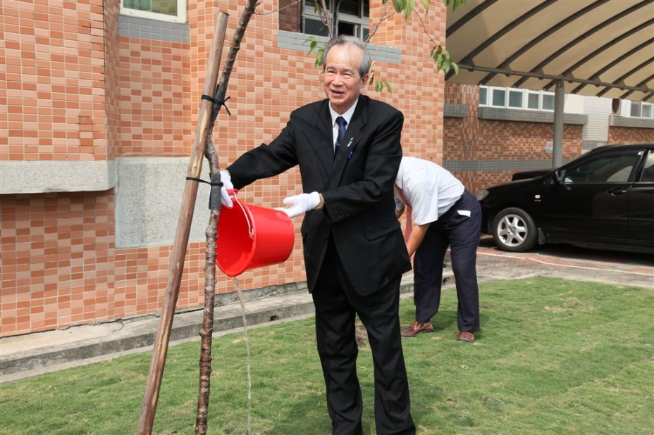 p_85.jpg