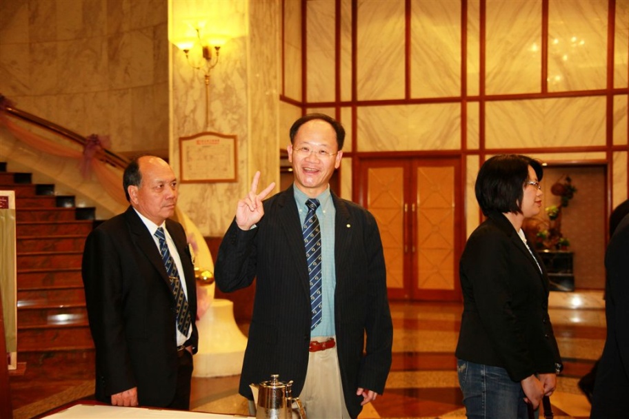 W122.jpg