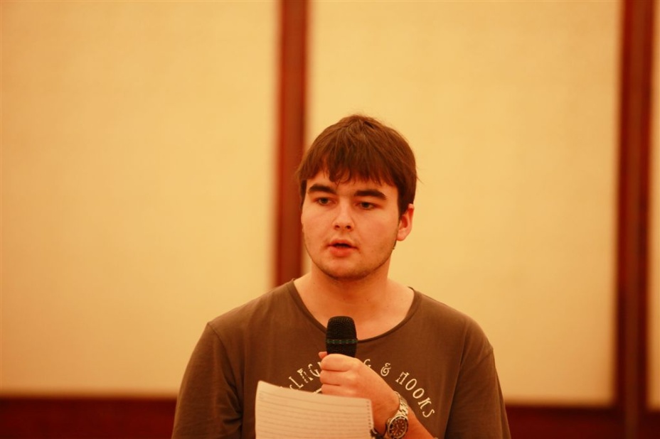 Yi64.jpg