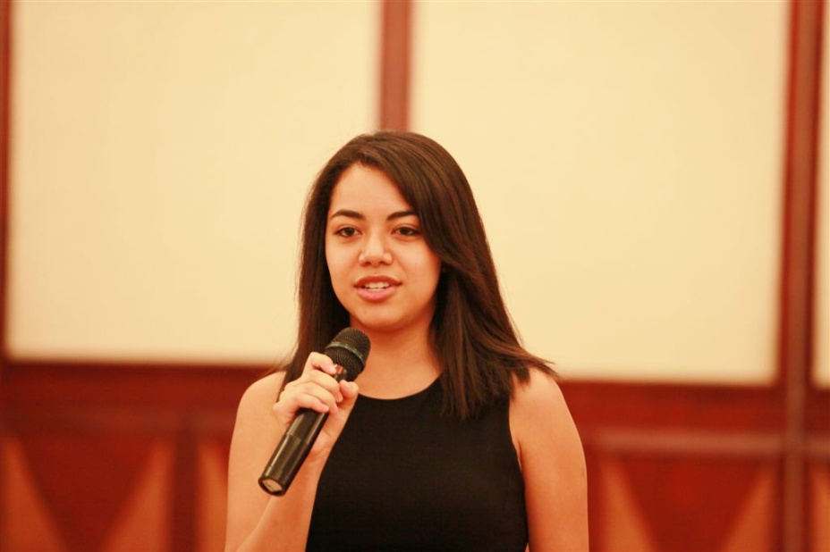 Yi118.jpg