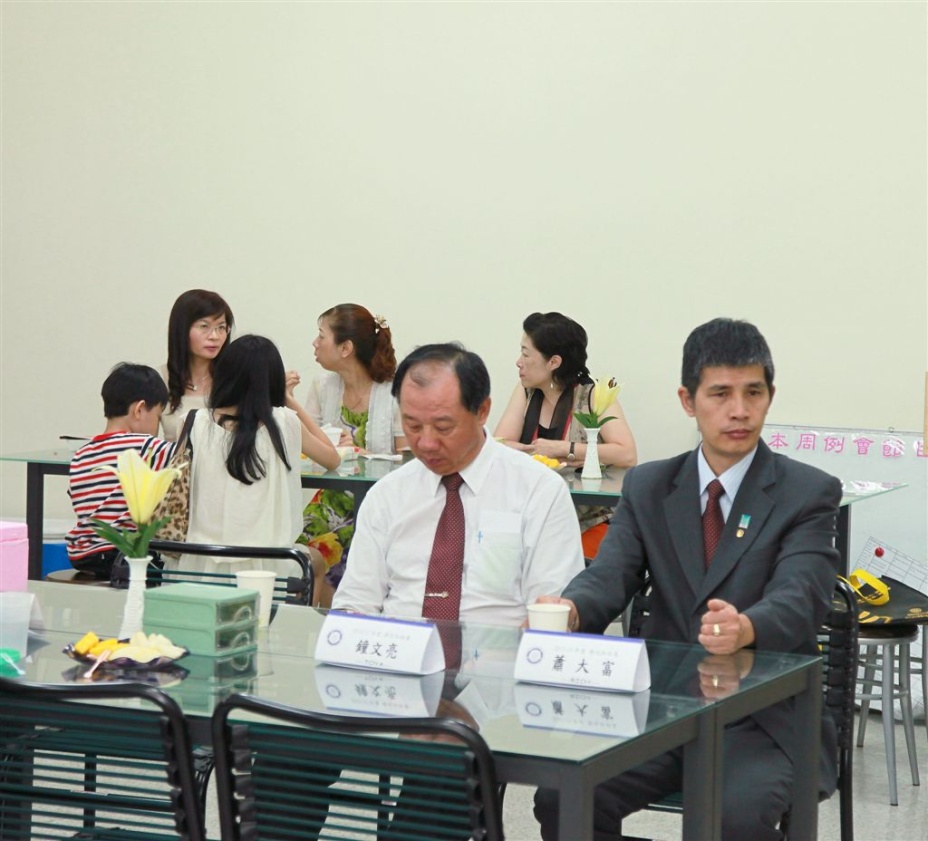 1606_00.jpg