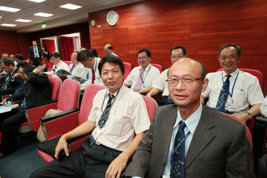 dm030.jpg