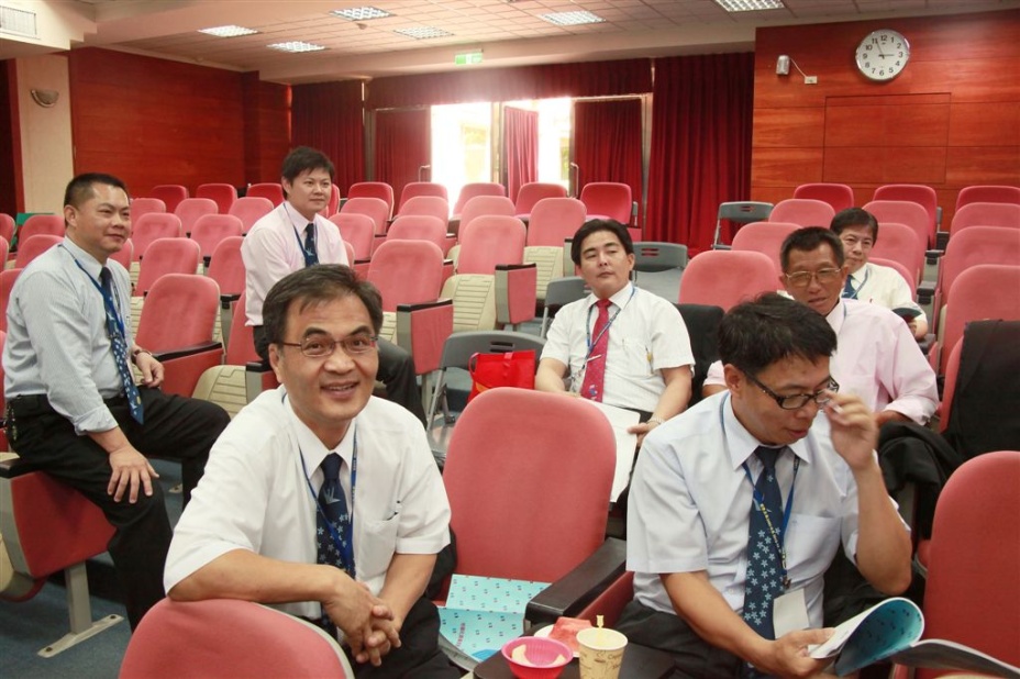 dm381.jpg
