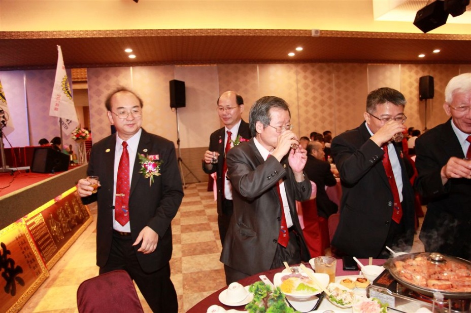 107.jpg