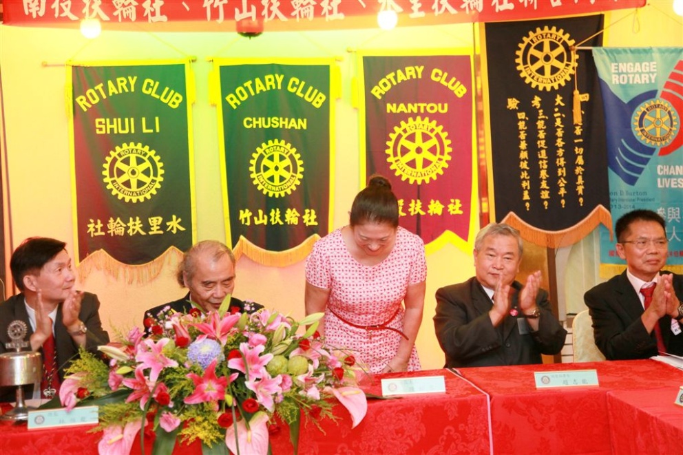 n144.jpg