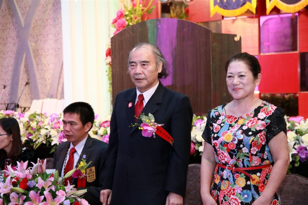 dz054.jpg